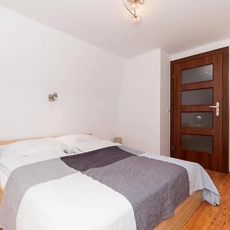 Apartamento Jantar - Loft U Aktora