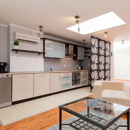 Apartamento Jantar - Loft U Aktora